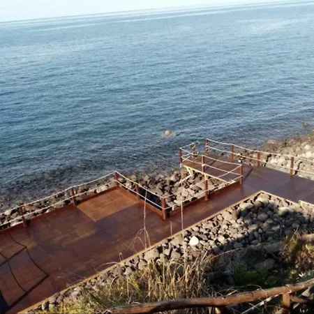 A Vulcano, Eolie דירה *